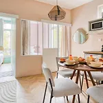 Comfort 2 Bedrooms & Air Conditioning Paris 17