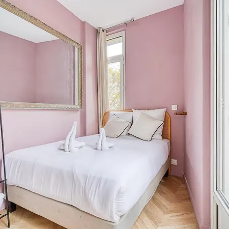 Apartment Comfort 2 Bedrooms & Air Conditioning 17